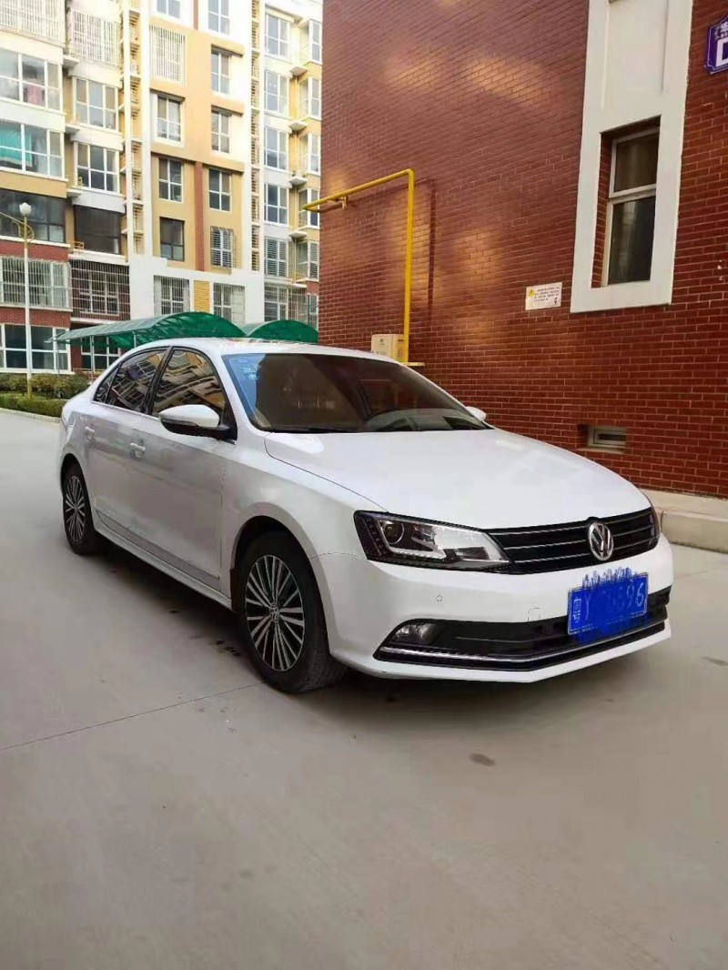 保定17年大众速腾3