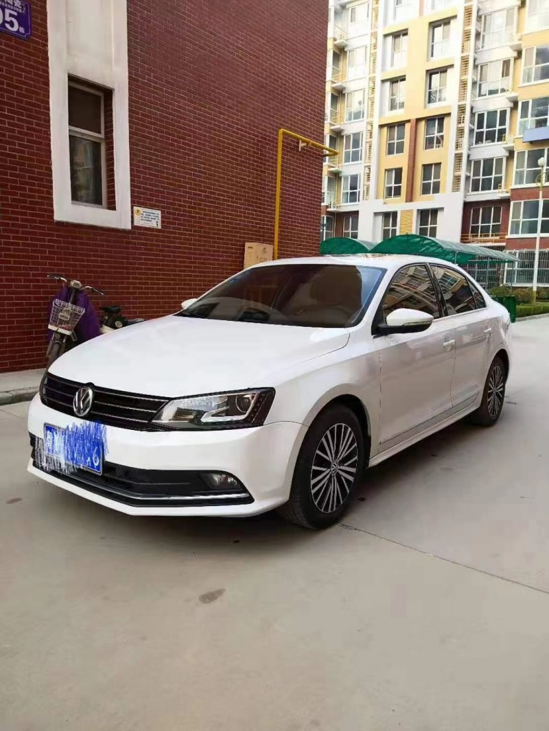 保定17年大众速腾4