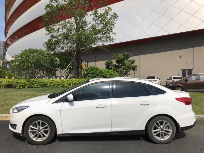 广州16年福特福克斯3