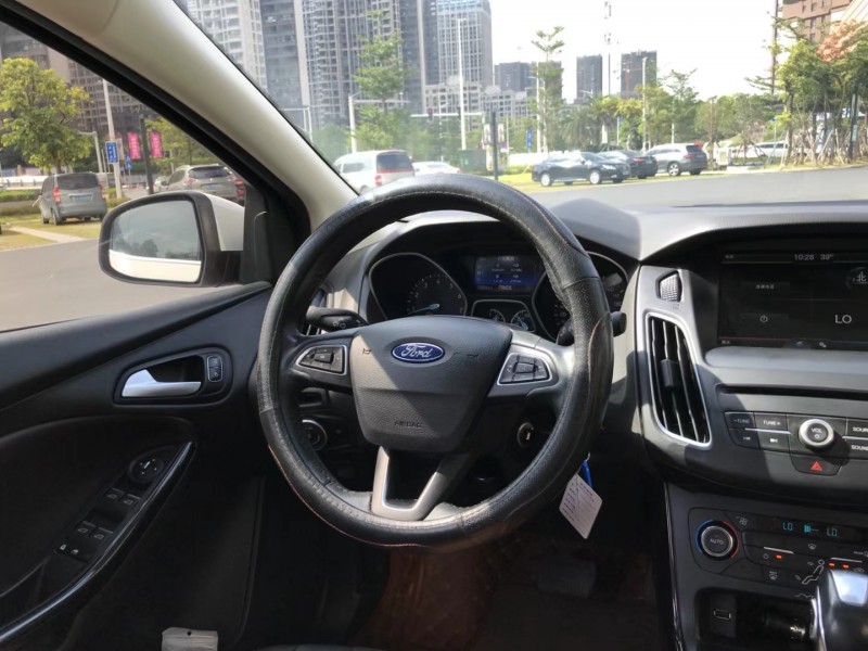 广州16年福特福克斯7