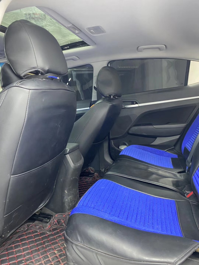 成都18年现代领动6