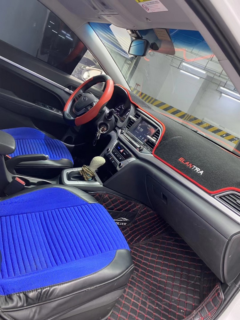 成都18年现代领动8