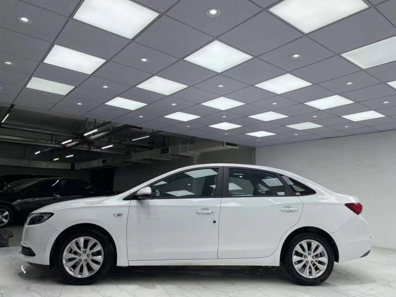 成都20年别克英朗GT3