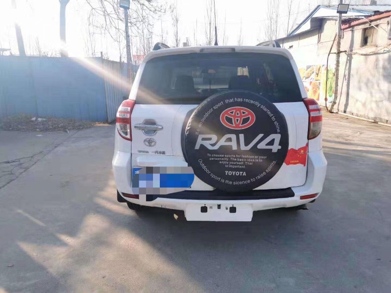 濟南13年豐田RAV46