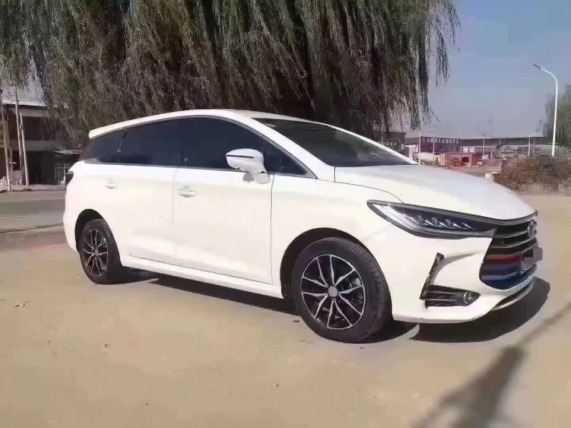 保定18年比亚迪宋7