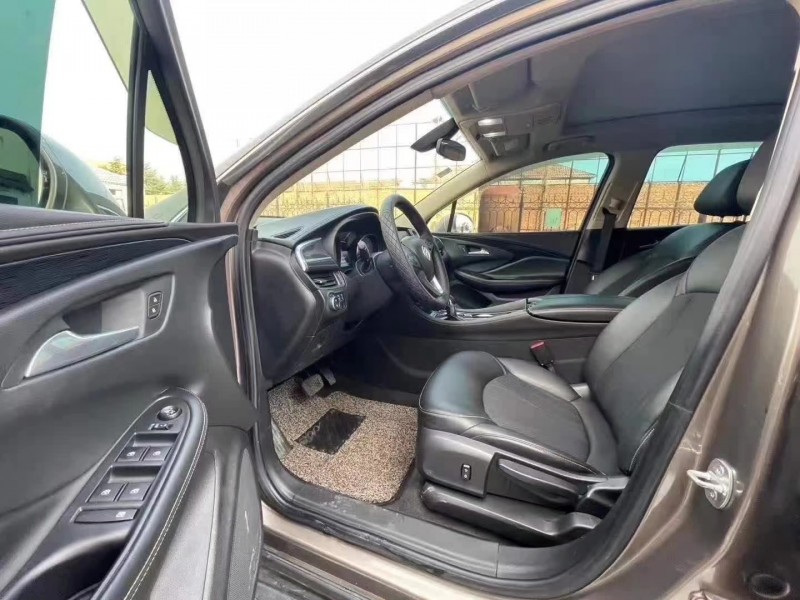 济宁16年别克昂科威5