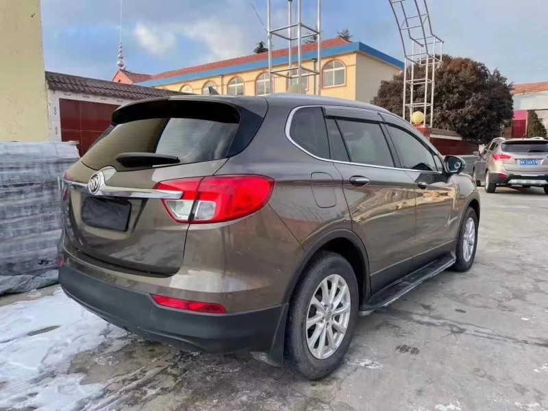 济宁16年别克昂科威8