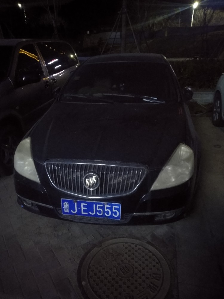 青岛09年别克凯越2