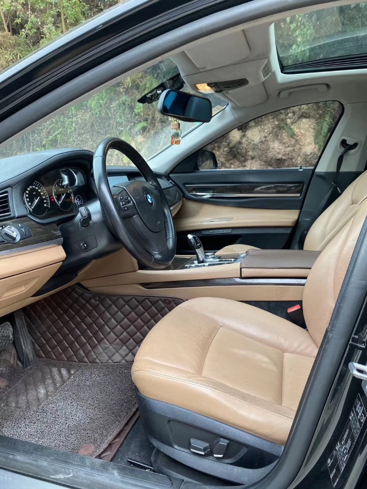 江门11年宝马7系4