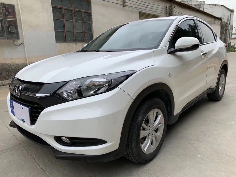 江门17年本田缤智8