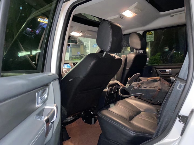 中山12年路虎发现47