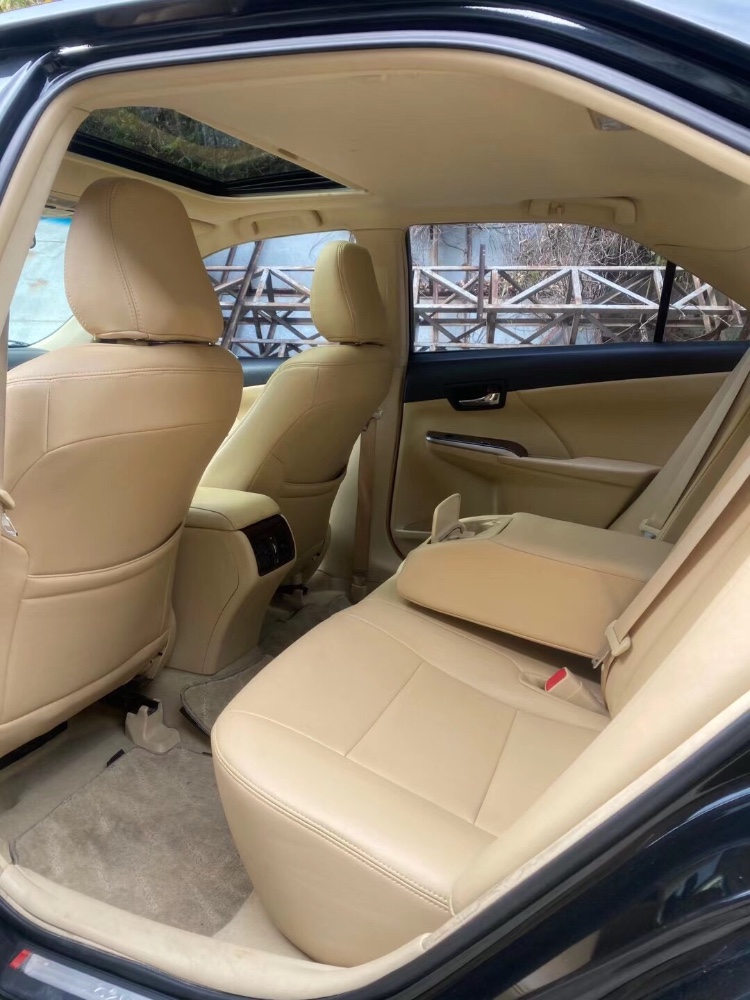 中山17年丰田凯美瑞7