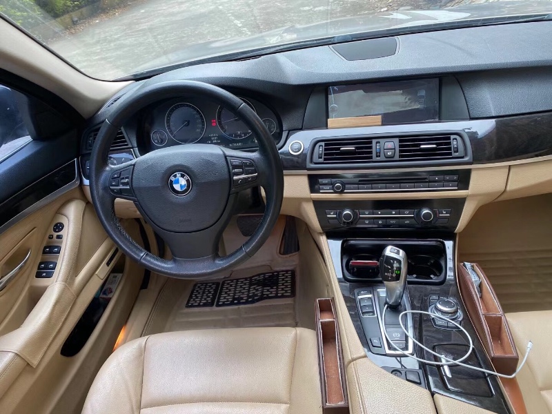 中山13年宝马5系3