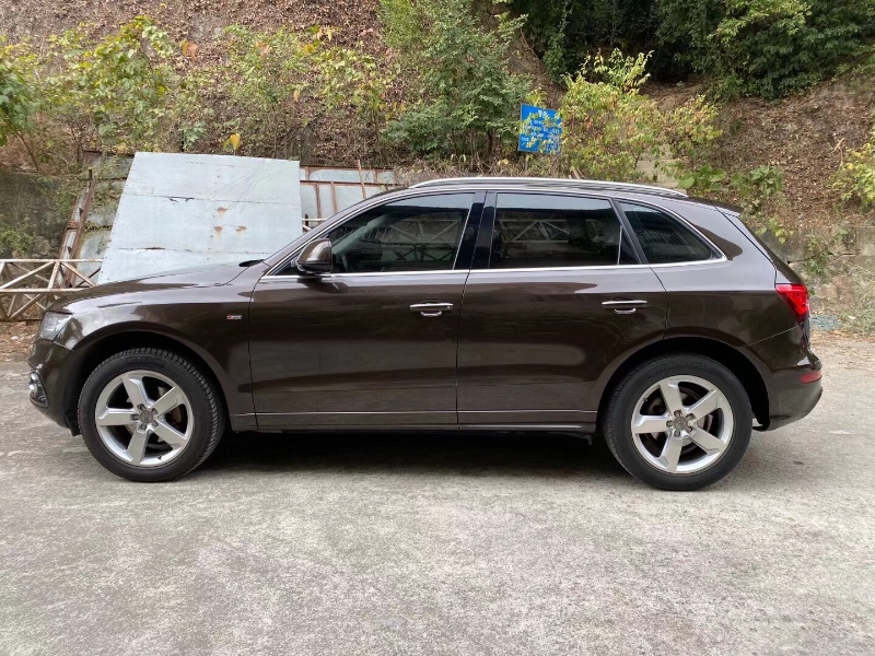 中山17年奥迪Q55