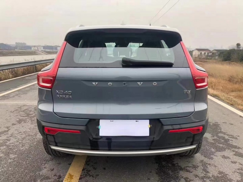 邵阳20年沃尔沃XC401