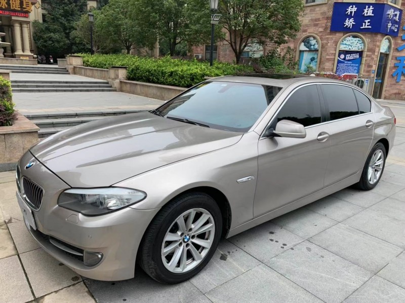 北京13年宝马5系8