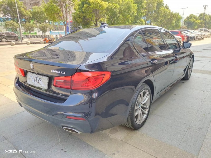 北京18年宝马5系5