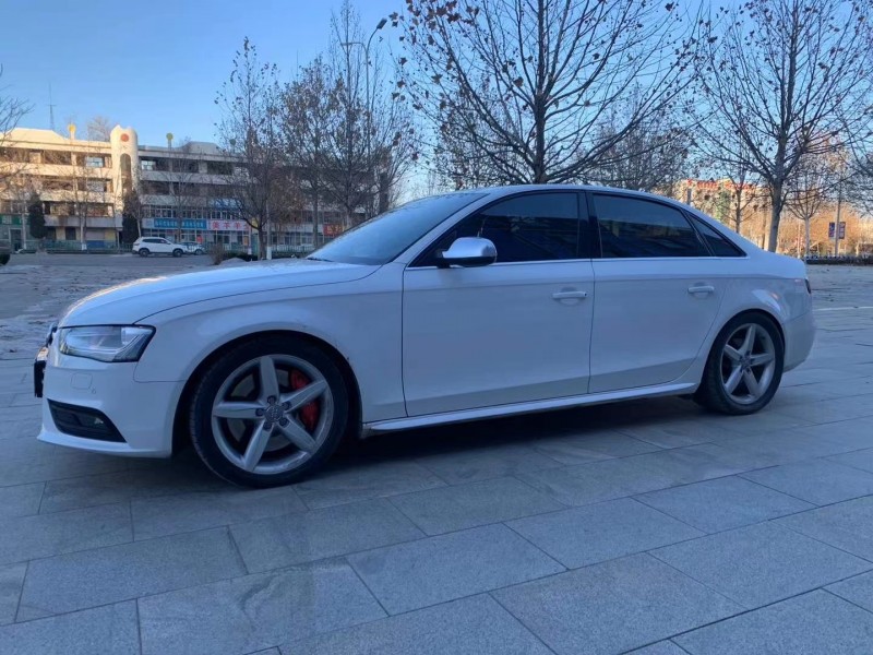 潍坊13年奥迪A4L7