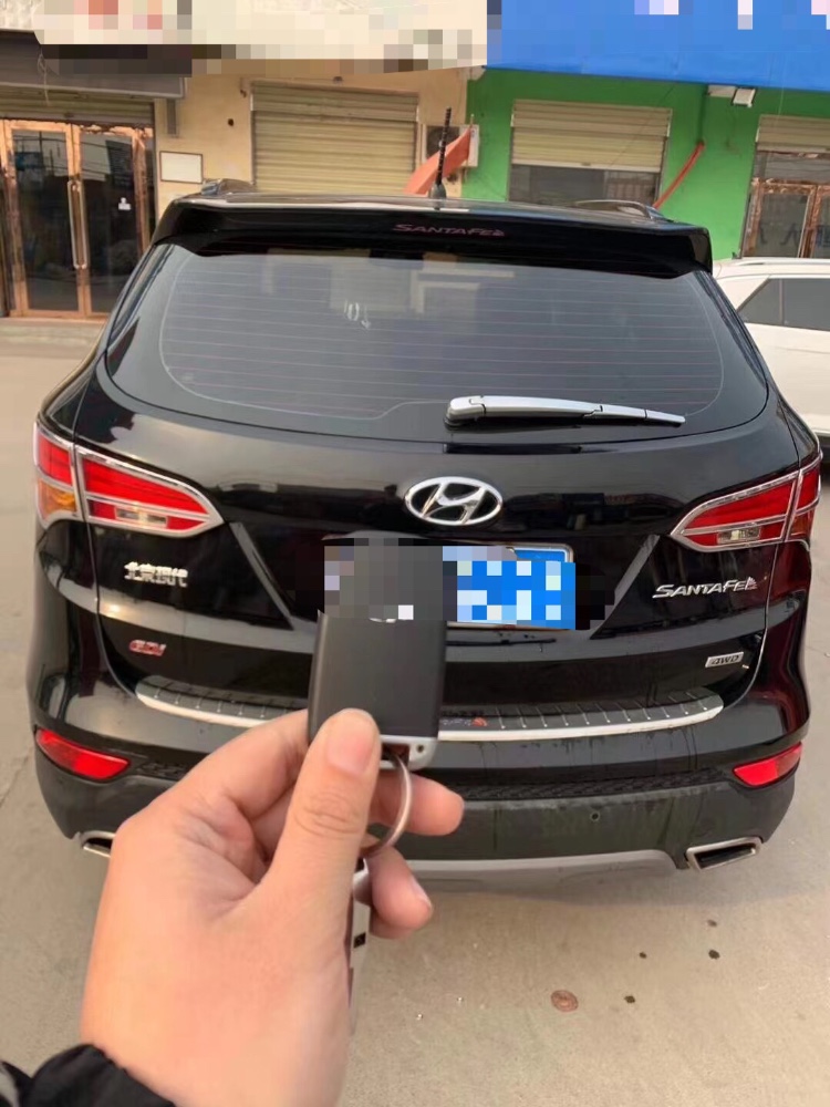 郑州13年现代新胜达1