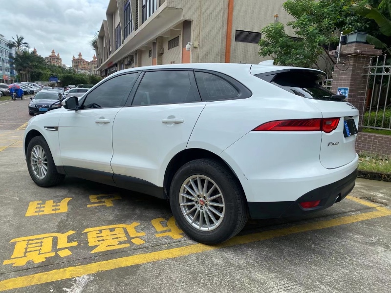 中山17年捷豹F-PACE4