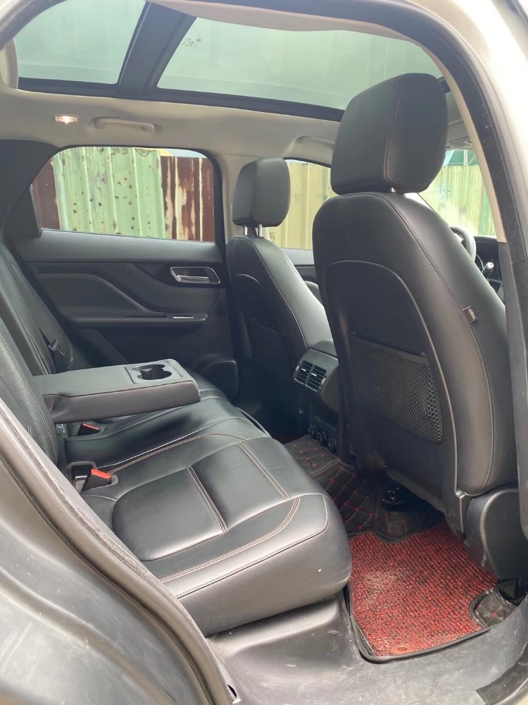 中山17年捷豹F-PACE9