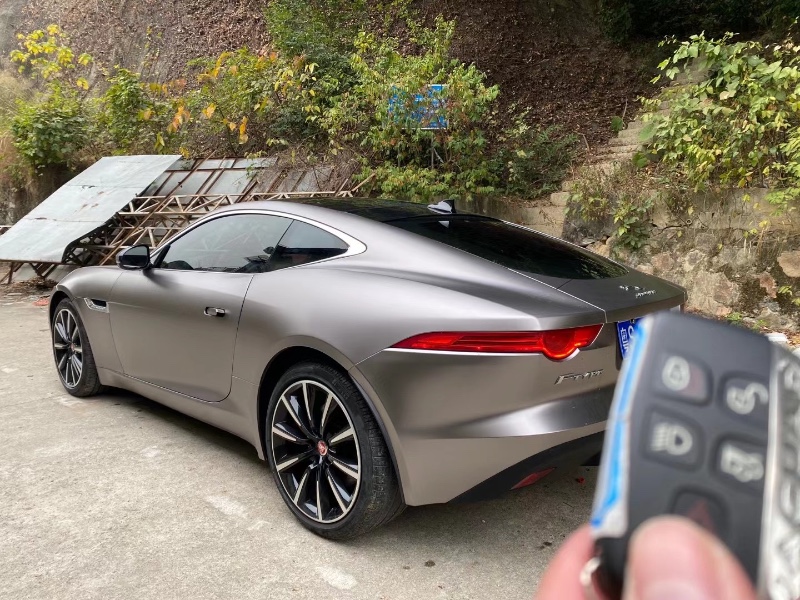 中山15年捷豹F-Type4