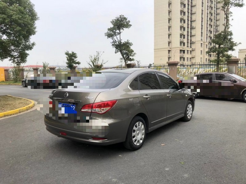 上海18年日產軒逸9