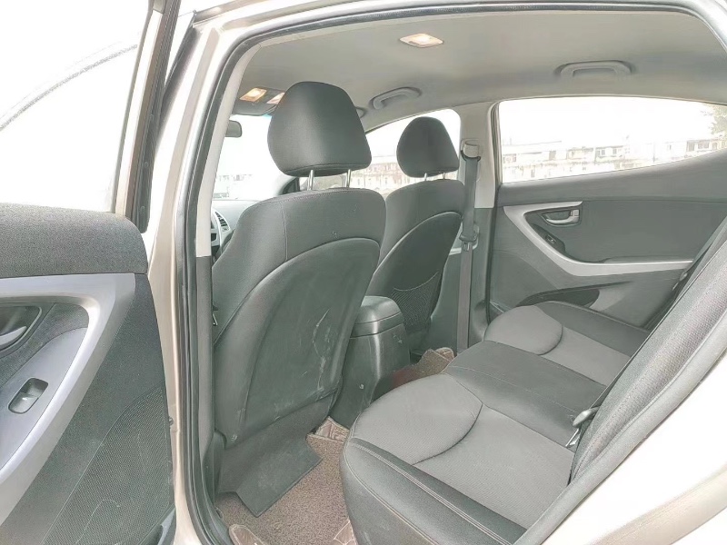 佛山16年现代朗动5