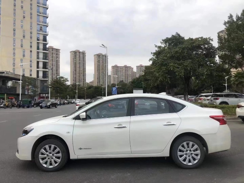 广州20年日产轩逸4