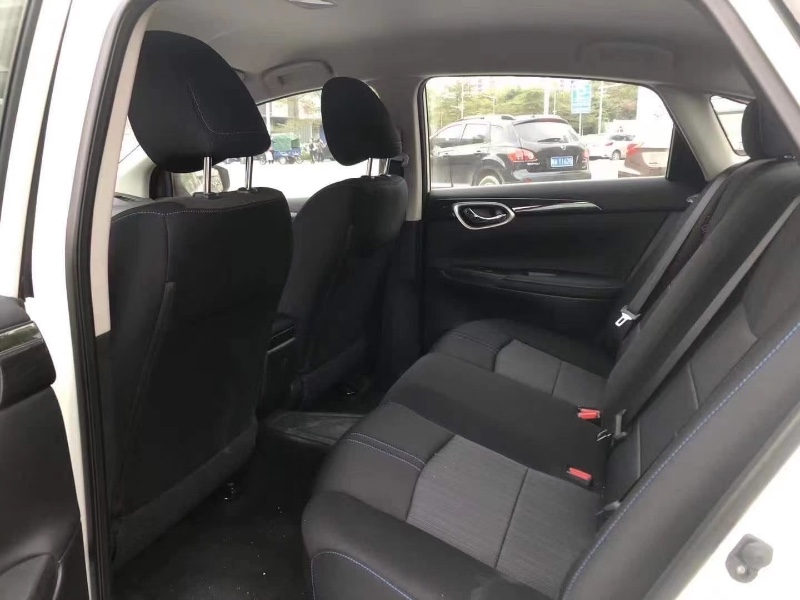 广州20年日产轩逸8