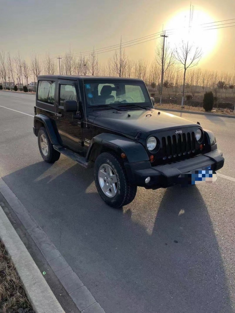 煙臺13年Jeep牧馬人8
