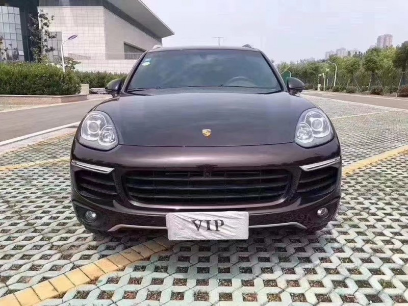 鎮江17年保時捷卡宴1