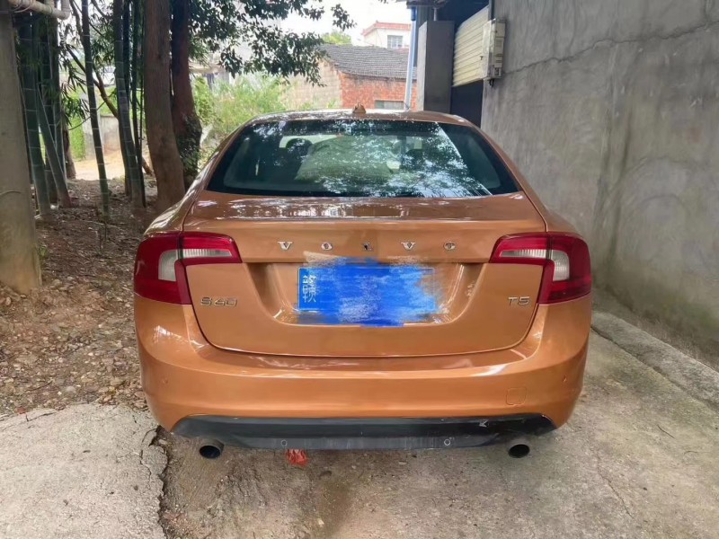 新余13年沃爾沃S60L9