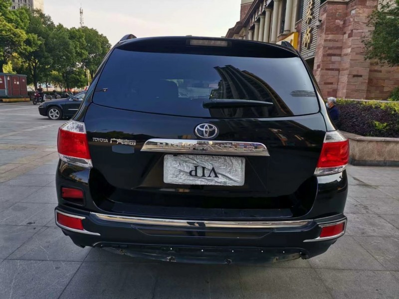 北京13年丰田汉兰达6