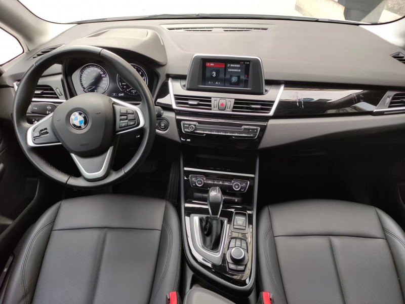 北京19年宝马2系2