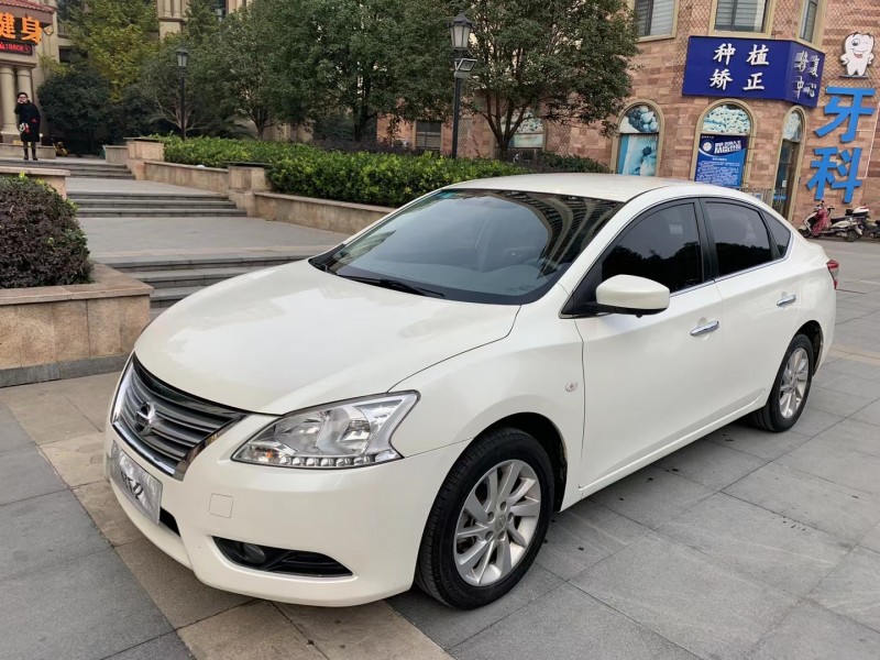 北京14年日产轩逸8