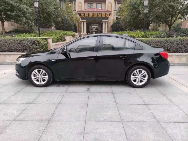 北京15年雪佛兰科鲁兹7