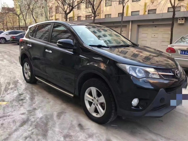 青岛14年丰田RAV4荣放5