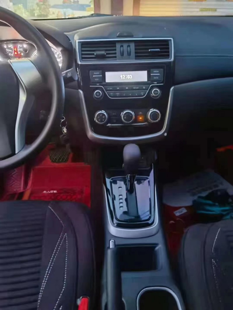 北京20年日产骐达5