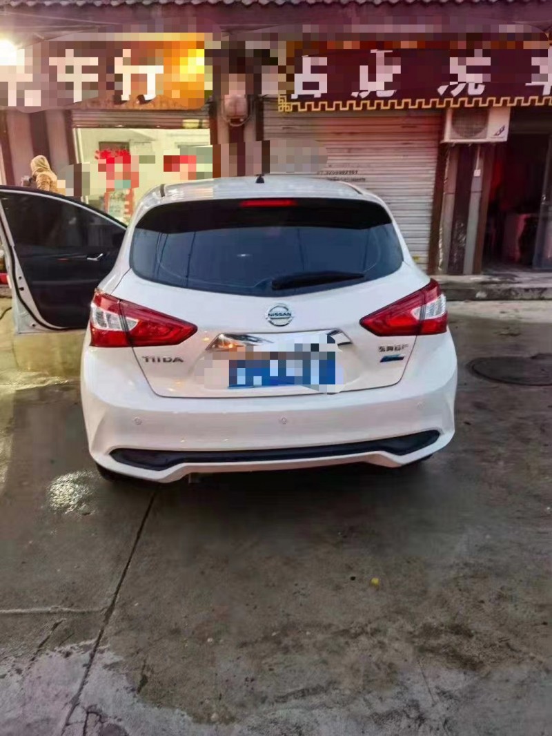 北京20年日产骐达1