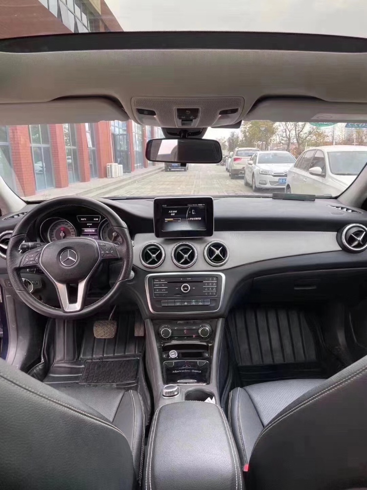 济南16年奔驰GLA2