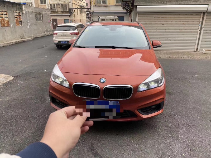 济南16年宝马2系7