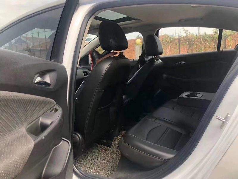 济南16年雪佛兰科鲁兹6