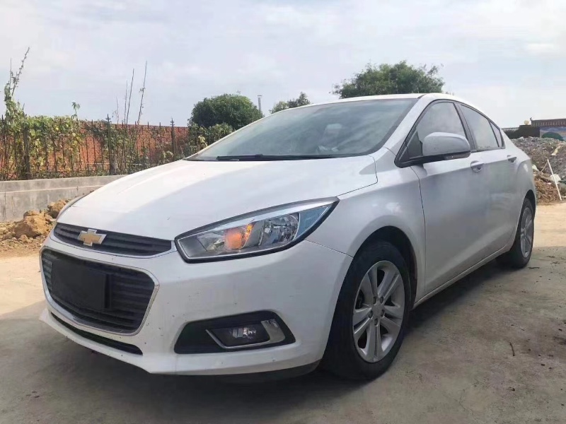 济南16年雪佛兰科鲁兹4