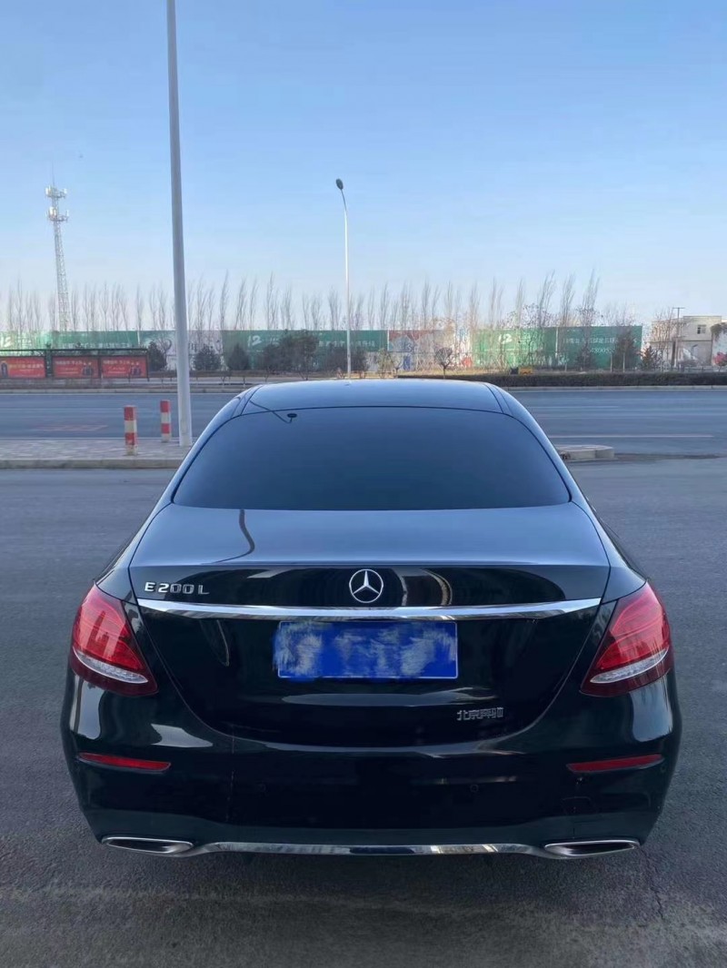 保定18年奔驰E9