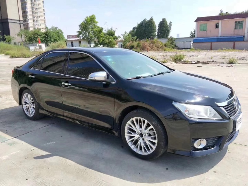 佛山14年丰田凯美瑞2