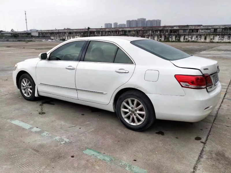 佛山11年丰田凯美瑞4