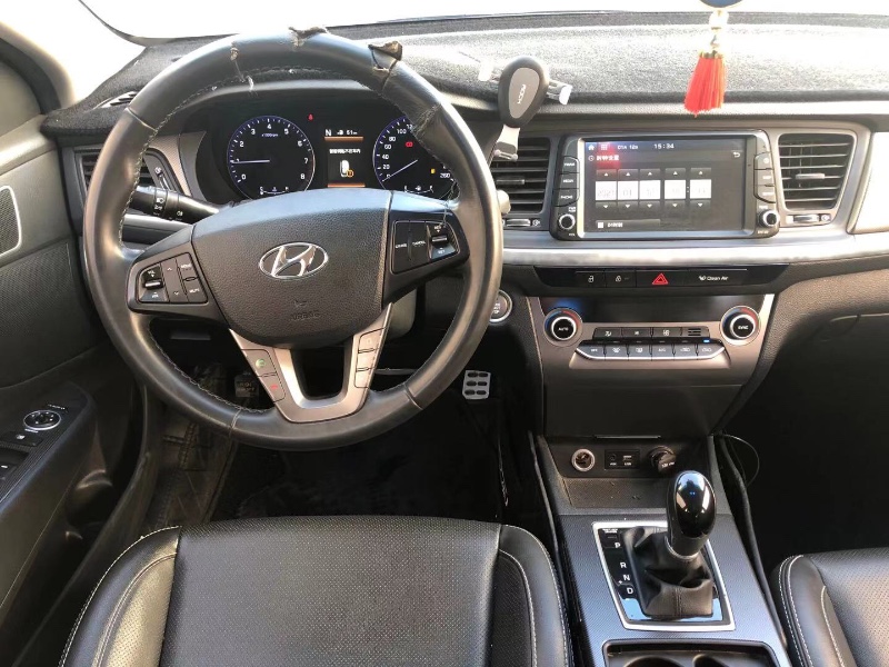 深圳17年现代名图6