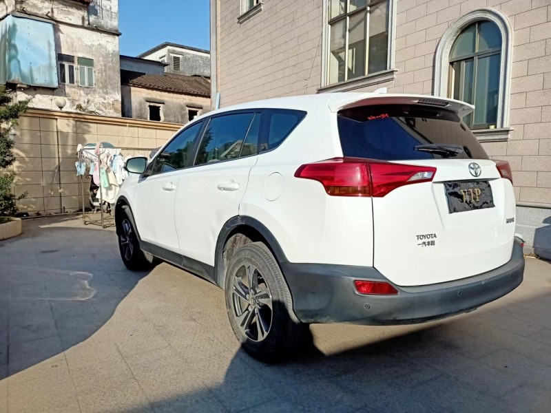 广州16年丰田RAV49