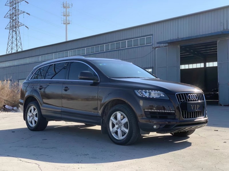 天津15年奧迪Q75